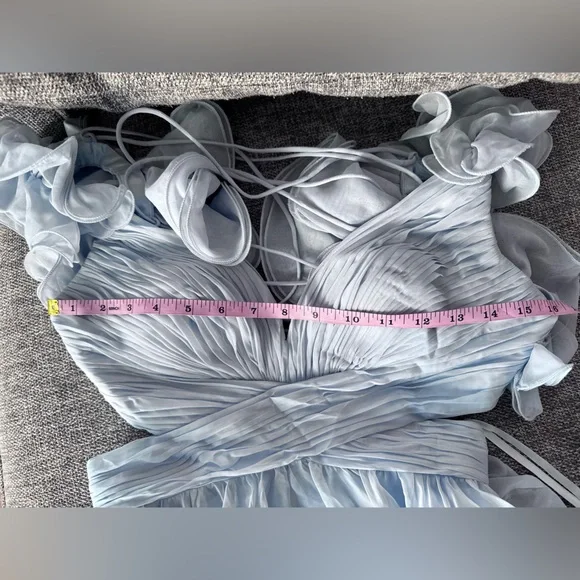 Mac Duggal Light Blue Ruffle Tiered Cut-Out Chiffon Gown Sz: 2 - Picture 12 of 16